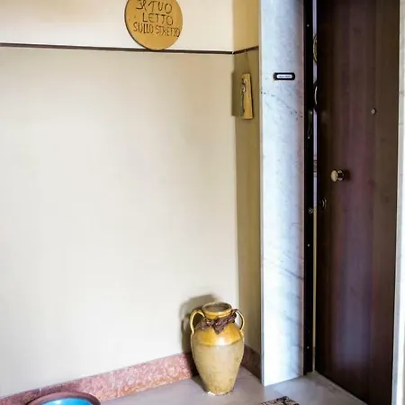 Il Tuo Letto Sullo Stretto Bed & Breakfast Reggio di Calabria