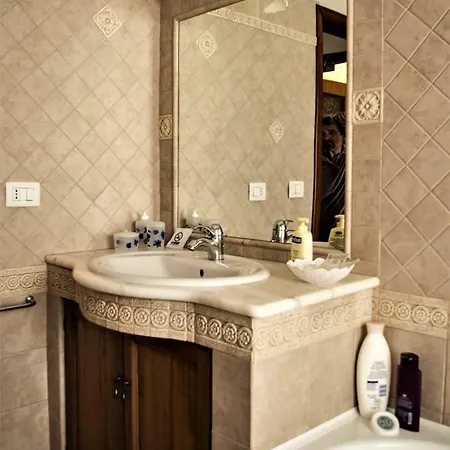 Il Tuo Letto Sullo Stretto 3*