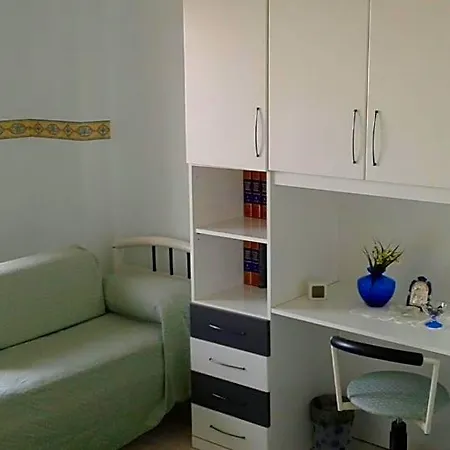 Il Tuo Letto Sullo Stretto לינה וארוחת בוקר רג'יו די קאלאבריה
