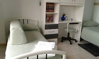 לינה וארוחת בוקר Il Tuo Letto Sullo Stretto 3*