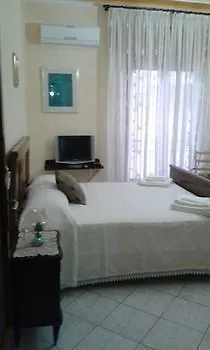 Il Tuo Letto Sullo Stretto לינה וארוחת בוקר רג'יו די קאלאבריה