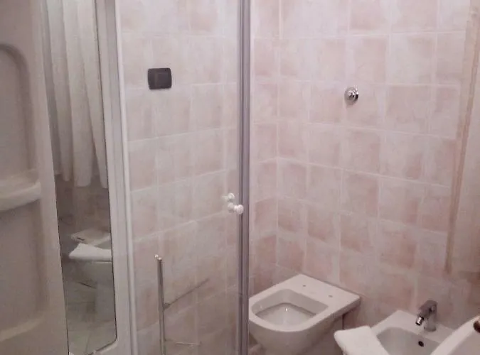 Il Tuo Letto Sullo Stretto