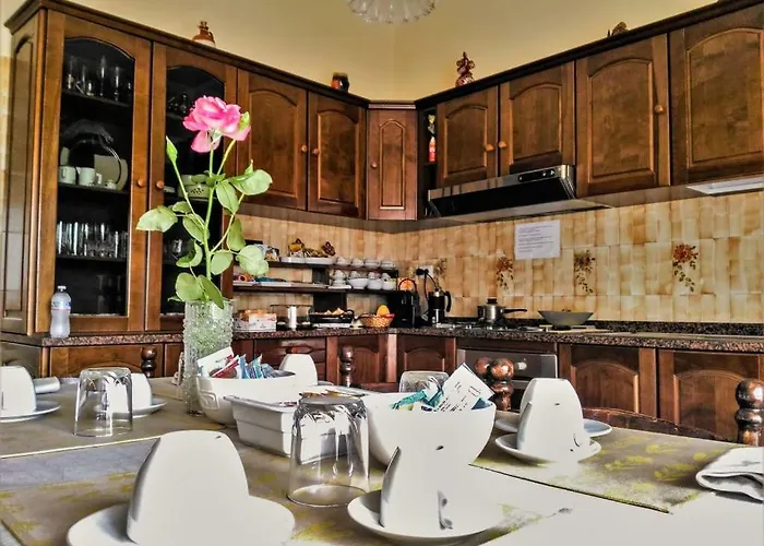 Il Tuo Letto Sullo Stretto 3*