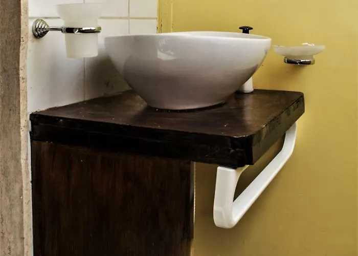 Il Tuo Letto Sullo Stretto 3*