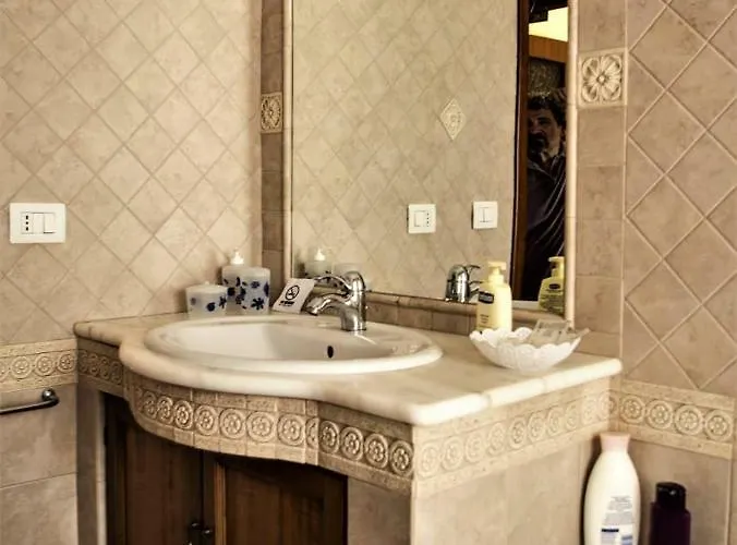 Il Tuo Letto Sullo Stretto 3*